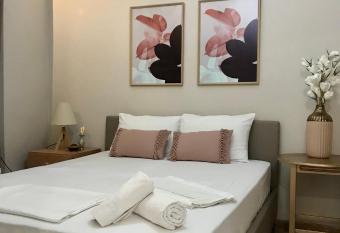 Georgias Central allows 18 year olds to book a room