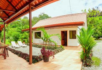 Blossom PARADISE. has Balcony rooms