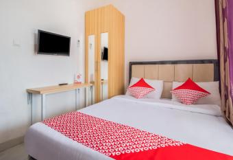OYO 3256 Rukost I8 allows 18 year olds to book a room