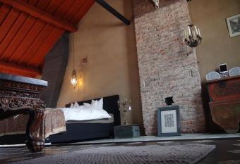 B&B Villa Thibault allows 18 year olds to book a room