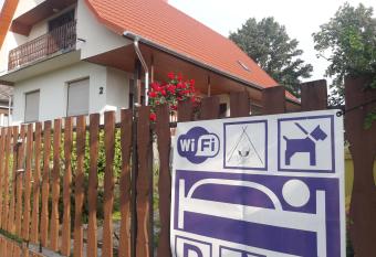 Attila Vend  gh  z has Balcony rooms