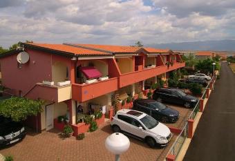 Edith s Olive Garden has Balcony rooms