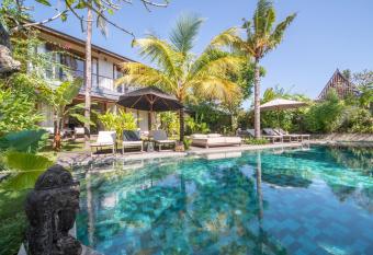 MASMARA Resort Canggu has Balcony rooms