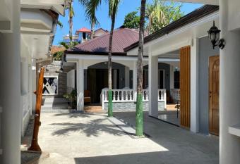 Monallan Boracay Hotel has Balcony rooms