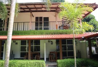 Pineview has Balcony rooms