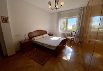 Suite Vista Mare Bilo 93 - Sanremo has Balcony rooms