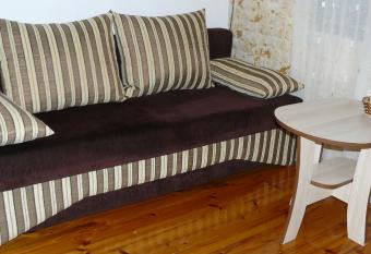 Geto Apartment has Balcony rooms