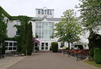 Komfort Hotel Wiesbaden allows 18 year olds to book a room