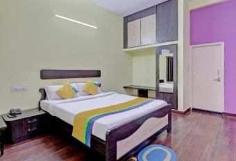 Itsy Hotels Guru Comforts allows 18 year olds to book a room