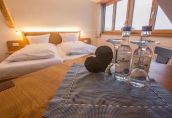 Gasthof Hirsch allows 18 year olds to book a room