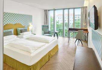 MAXX by Steigenberger Vienna has Balcony rooms