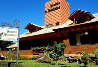 Pousada da Baronesa allows 18 year olds to book a room