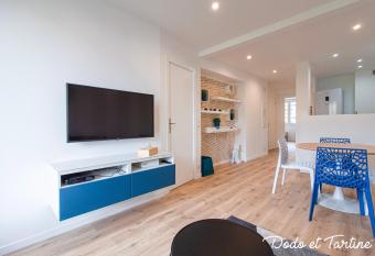 Beautiful 2 bedroom with balcony - Dodo et Tartine has Balcony rooms