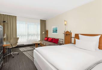 NH Mannheim Viernheim allows 18 year olds to book a room