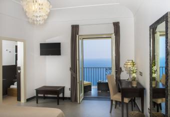 Villa Gianlica has Balcony rooms
