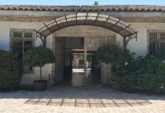 Hotel Casa Silva allows 18 year olds to book a room