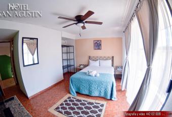 Hotel San Agustin allows 18 year olds to book a room