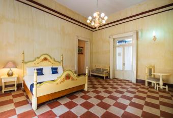 Hotel Meson Del Obispado allows 18 year olds to book a room