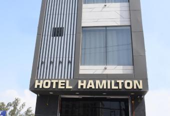 Hotel Hamilton has Balcony rooms