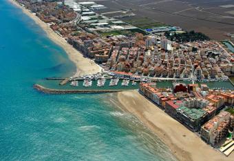 Hostal El Perell  , Valencia has Balcony rooms