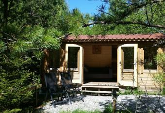 Cozy Lodge near Brattforsheden nature reserve allows 18 year olds to book a room