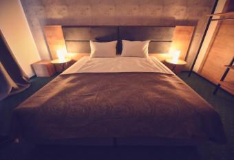 Villa Rosa has Balcony rooms