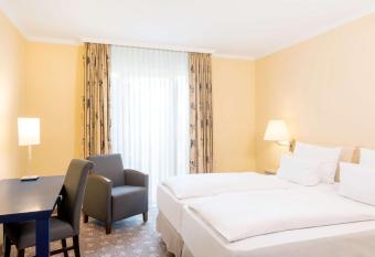 NH Potsdam allows 18 year olds to book a room