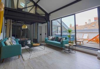 NOCNOC - Le Loft, terrasse com  die allows 18 year olds to book a room