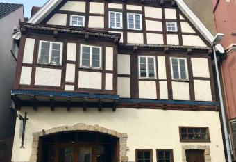 Hotel-Pension Markt-Scheune Anno 1652 has Balcony rooms