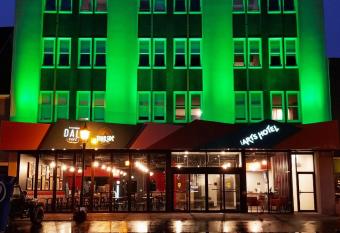 The Arts Hotel allows 18 year olds to book a room