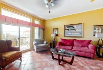 Tops'L Summit IV has Balcony rooms