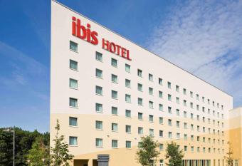 B&B Hotel Frankfurt-Messe allows 18 year olds to book a room