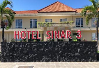 Hotel Sinar 3 has Smoking/Balcony rooms