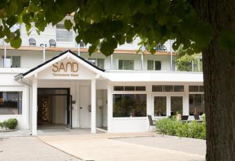 Lifestylehotel Sand allows 18 year olds to book a room