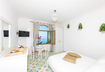 La Borragine Rooms allows 18 year olds to book a room