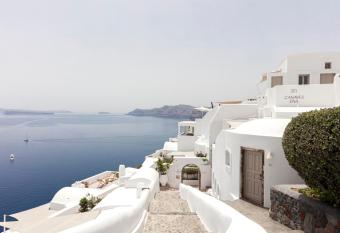 Canaves Ena - Small Luxury Hotels of the World allows 18 year olds to book a room