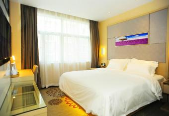 Lavande Hotels  Hangzhou Xiaoshan International Airport allows 18 year olds to book a room