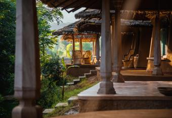 The Earth at Ranthambore has Balcony rooms