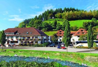 Hotel 3 K  nige has Balcony rooms