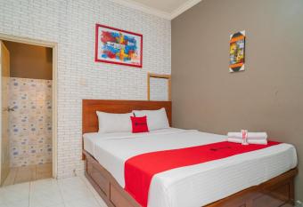 RedDoorz at Oro Oro Ombo Batu allows 18 year olds to book a room