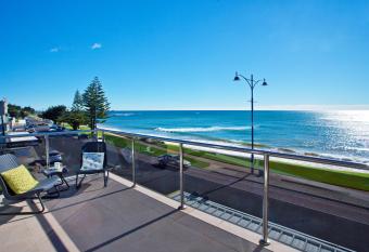 Penguin Waterfront Escape has Balcony rooms
