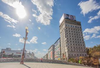 The Marevo allows 18 year olds to book a room