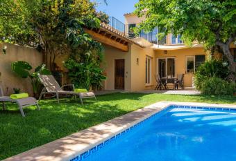 Ca Ma Mare has Balcony rooms