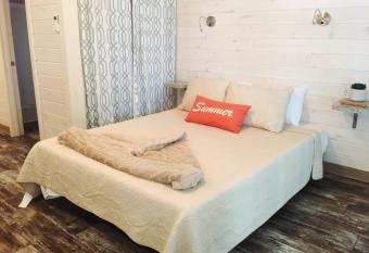 Waterfront Studio with Shared Porch #12 at Long Cove Resort has Balcony rooms