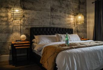 ARITZA has Balcony rooms