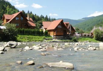 Villa Bilogirya has Balcony rooms