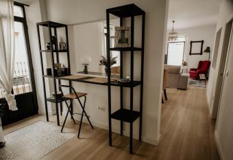 Casa da Catedral Ramona allows 18 year olds to book a room