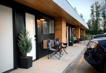 Outdoors Inn allows 18 year olds to book a room