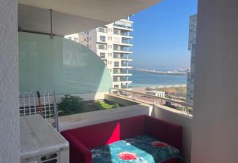 Very beautiful apartment with see view 5th allows 18 year olds to book a room