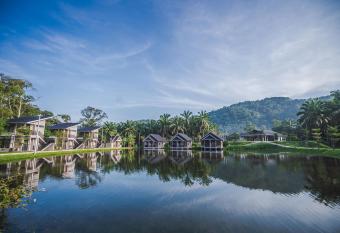 Sementra Hot Spring Nature Resort has Balcony rooms